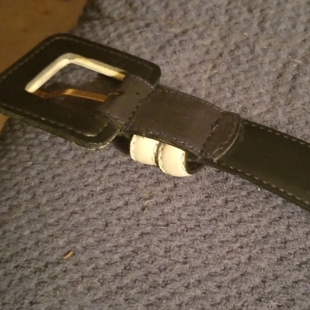 Jaeger vintage black leather belt